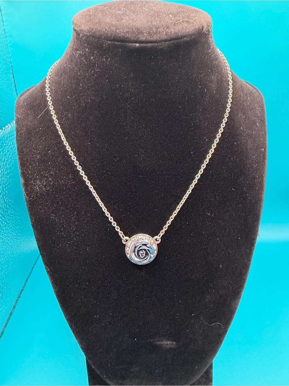 Sabika rose daughter necklace